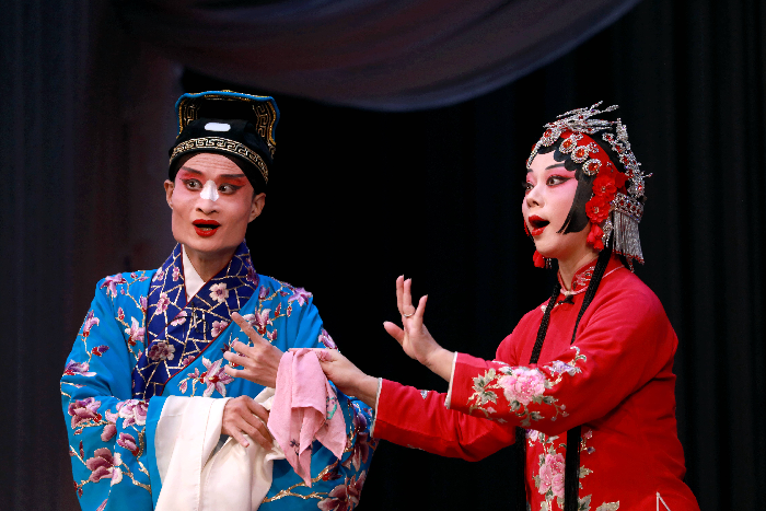 【光影·角色】2024"周末戏相逢"传统吕剧《墙头记》剧照