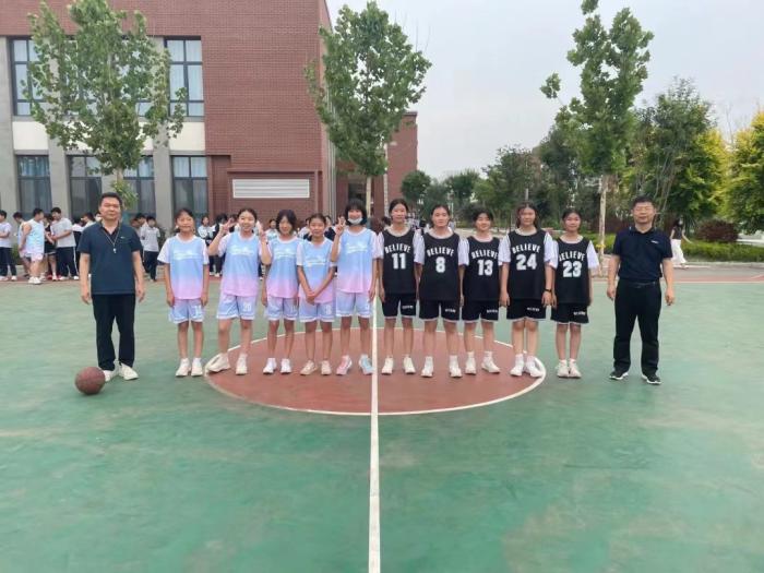 惠民县第一实验东校区举行"奔跑吧,少年!"篮球赛